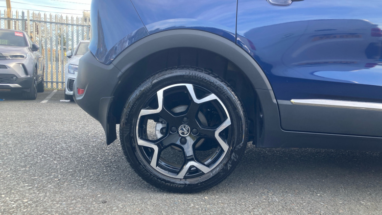 Vauxhall Crossland 1.5 Turbo D Ultimate 5dr Diesel Hatchback